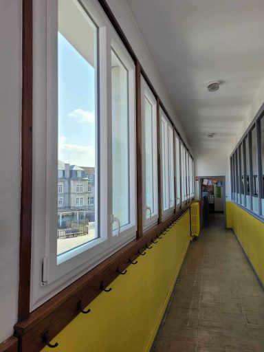 Fenêtres en PVC école